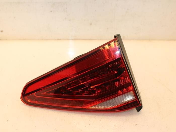 Achterlicht rechts Volkswagen Touran O111757, Autos : Pièces & Accessoires, Éclairage