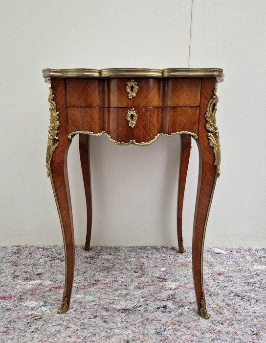 Exceptionele Lyonnais Table dappoint - Gesigneerd - Maison, Antiquités & Art, Antiquités | Meubles | Chaises & Canapés