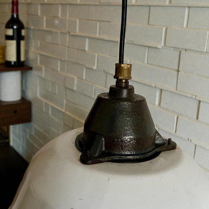 szarvasi - Plafondlamp - Emaille, IJzer, Antiek en Kunst, Antiek | Wandborden en Tegels