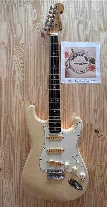 Fender - Stratocaster - - Elektrische gitaar - Japan - 1989