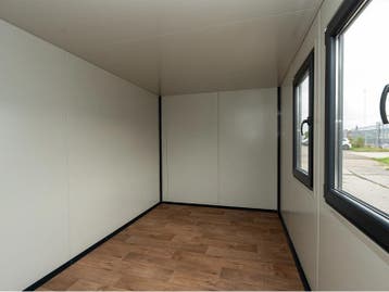 Tuinkantoor nodig? 4x2 deur lange zijde op voorraad