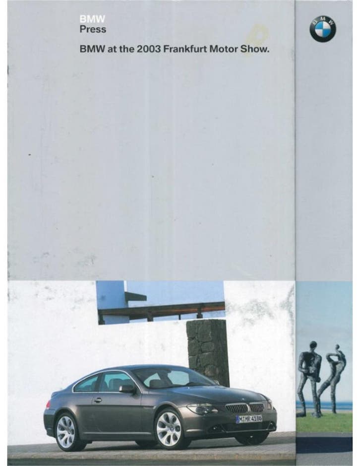 2003 BMW FRANKFURT HARDCOVER PERSMAP ENGELS, Boeken, Auto's | Folders en Tijdschriften, Ophalen of Verzenden
