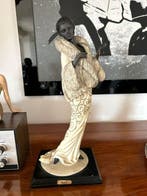 Studio Dear - A. Belcari - sculptuur, Dama nera - 40 cm -, Antiek en Kunst
