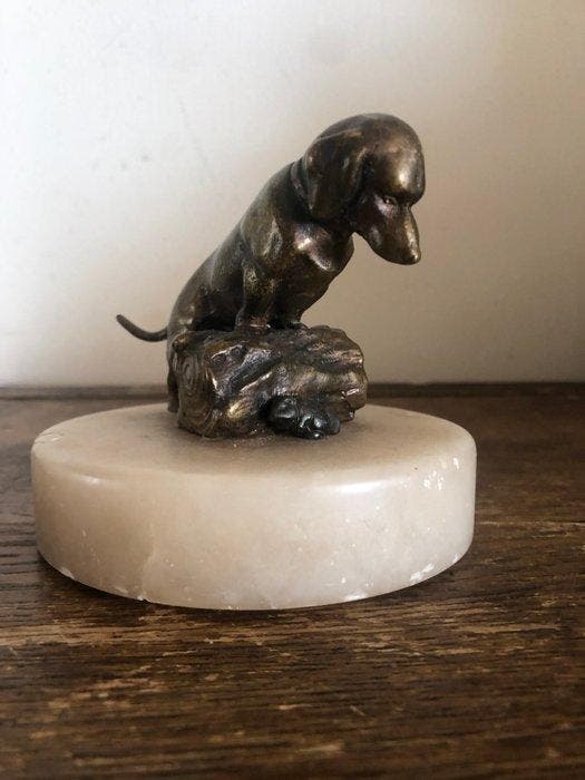 Figurine - Zeldzaam Antiek Bronzen Beeld – Teckel op, Antiek en Kunst, Kunst | Designobjecten