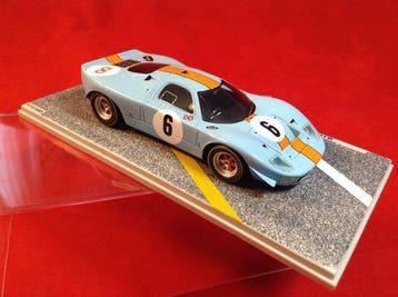 Bizarre 1:43 - Voiture de course miniature - ref. #BZ384