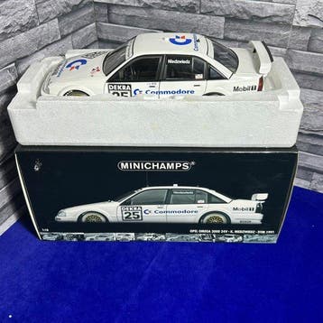 Minichamps 1:18 - Voiture de course miniature - Opel Omega