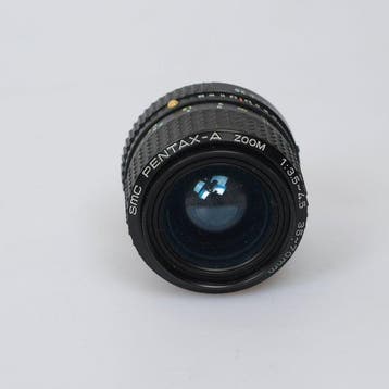 Pentax 28mm + 50mm + 35-70mm Zoomlens