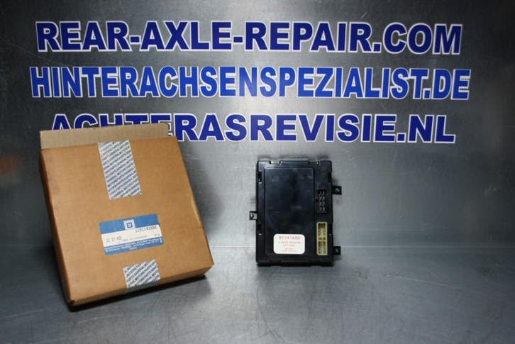 Opel Frontera raam/zijruit motor van een 4 deurs model., Auto-onderdelen, Interieur en Bekleding, Nieuw, Opel, Verzenden