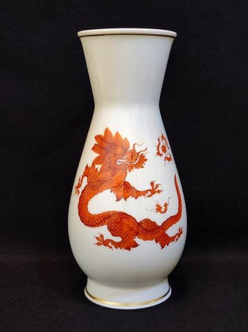 Meissen - Vase - dans le style Art Déco, dragon rouge Ming