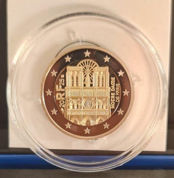 Frankrijk. 2 Euro 2025 Notre Dame de Paris Proof (Zonder, Postzegels en Munten