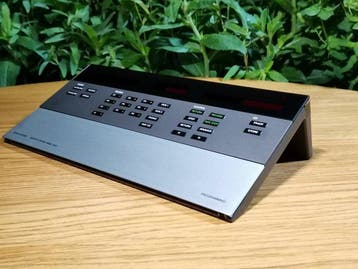Bang & Olufsen - Masterbedieningspaneel 5000 in uitstekende, Audio, Tv en Foto, Stereoketens, Nieuw