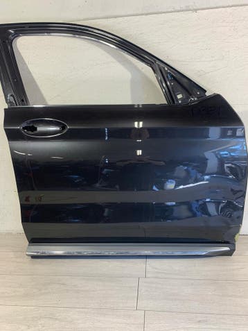 BMW X3 G01 rechter voorportier, Verzenden