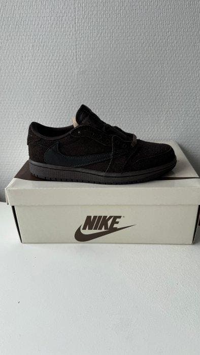 Nike - Jordan 1 Low Travis Scott Velvet Brown - Sneakers -, Vêtements | Hommes, Chaussures