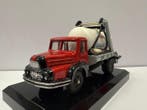 Dinky Toys 1:43 - Camion miniature - 805 - Unic Multibucket