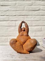 Beeldje - Yoga lady - IJzer