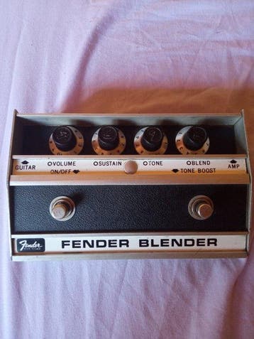 Fender - Distortion/overdrive pedaal - Verenigde Staten -, Muziek en Instrumenten, Nieuw