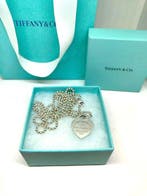 Tiffany & Co. - Collier avec pendentif Collier Tiffany & Co