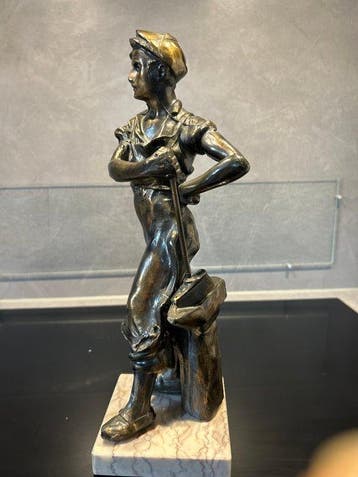 Beeldje - Brons, Marmer