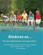 Kinderen en... binnenstebuitenen met gevoelens 9789057882654, Verzenden, Zo goed als nieuw, L. Spannenberg-Knol