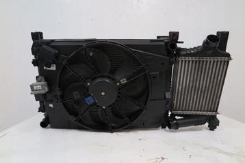 koelradiateur ventilator compleet Renault Captur 1.5 DCI, Verzenden