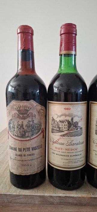 1959 Domaine du Petit Vauzelle; 1982 x 2 Chateau Barateau, Verzamelen, Nieuw