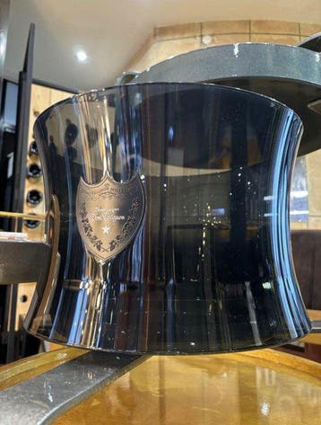 Dom Pérignon - Martin Szekely - Champagne koeler - Smoked