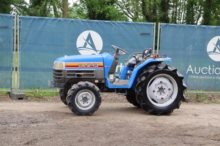 Veiling: Minitractor Iseki SIAL 243 Diesel 24pk, Articles professionnels, Agriculture | Tracteurs, Enlèvement