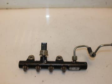 Galerij (Injectie) Nissan Qashqai O75417, Nieuw