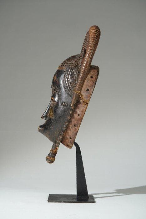 Een houten beeld - Baule - Ivoorkust (Zonder minimumprijs), Antiek en Kunst, Kunst | Niet-Westerse kunst