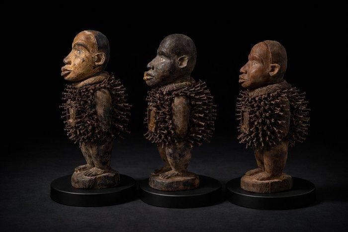 Fetisch beeldje van de Bakongo uit DR Congo. - DR Congo, Antiek en Kunst, Kunst | Niet-Westerse kunst