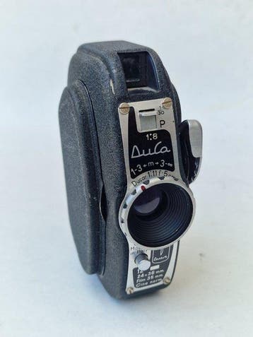 Durst Duca 1:8 & bonus Pentagon Penti II gold coloured 35mm, Audio, Tv en Foto, Nieuw
