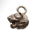 Oud-Romeins Zilver, Glas Militaire leeuwenkop hanger