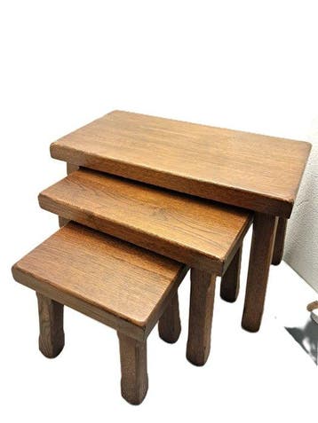 Set bijzettafels - Eik - Drie bijzettafeltjes, Antiek en Kunst