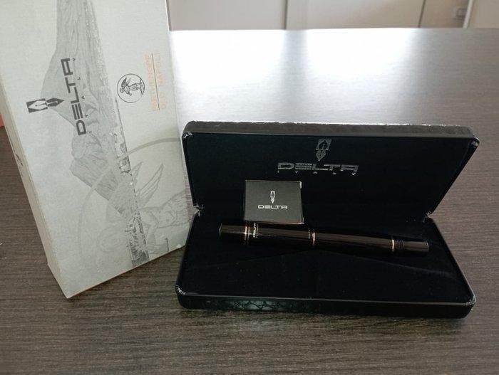 Delta - Vulpen, Collections, Stylos