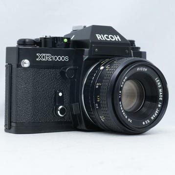 Ricoh XR1000S + XR Rikenon 50mm F2 Appareil photo argentique