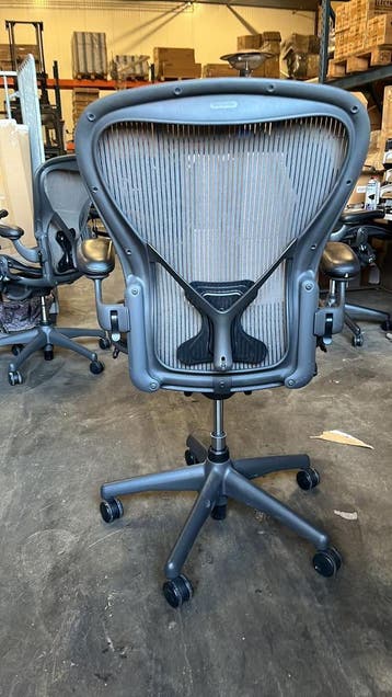 Herman Miller Aeron Maat C (Lederen Armleggers), Verzenden, Zwart, Zo goed als nieuw, Bureaustoel