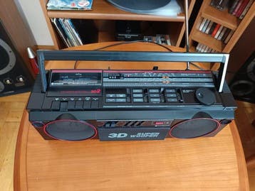Hitachi - TRK-3D2E - Boombox - Cassette recorder-player, Nieuw