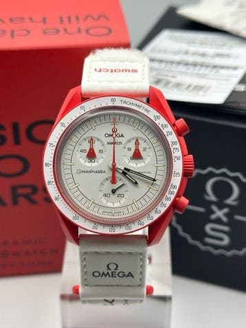Omega x Swatch - MoonSwatch - Mission to Mars - Sans prix de, Bijoux, Sacs & Beauté