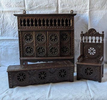 Noble Collections - Meuble-jouet meubles de poupées Breton -