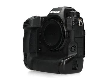 Nikon Z9 - <132.000 kliks - 1 jaar garantie, Ophalen of Verzenden