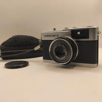 Canon, Olympus, Fujica, Minolta, Petri Hi-matic E, Eos 500n,