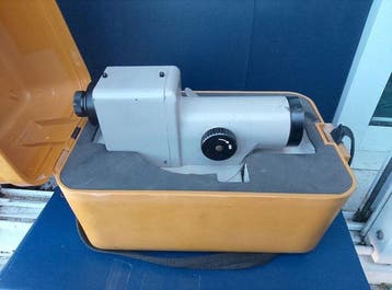 Topografische waterpas - IJzer - 1980-1990 - optische niveau