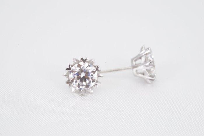 Zonder minimumprijs - Oorbellen Platina - 2.05ct. tw., Bijoux, Sacs & Beauté, Boucles d'oreilles