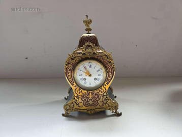 Antieke Boulle tafelklok, Nieuw