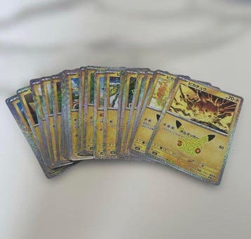 Pokémon - 30 Card - Pikachu, Complete Set 30th CELEBRATION -