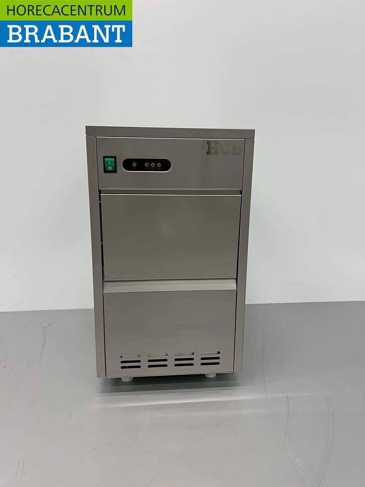 HCB RVS Schilferijsmachine Chushed ice 30 kg per dag 230V, Zakelijke goederen, Horeca | Keukenapparatuur, Ophalen of Verzenden