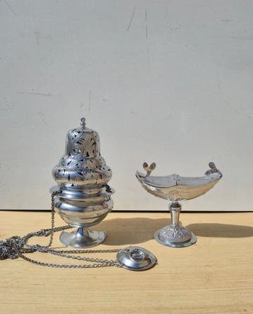 Encensoir (2) - Bronze argenté - thurible et navicelle, Antiquités & Art