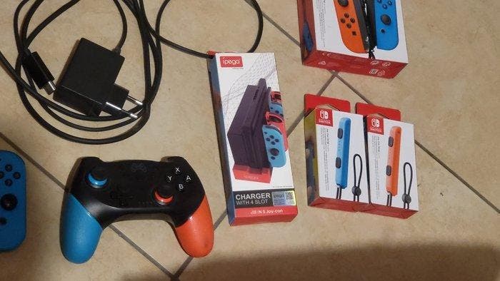 Nintendo - Switch - Nintendo Switch con accessori -, Consoles de jeu & Jeux vidéo, Consoles de jeu | Accessoires Autre