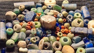 Oudegyptisch naar Romeins Glas meer dan honderd oude kralen