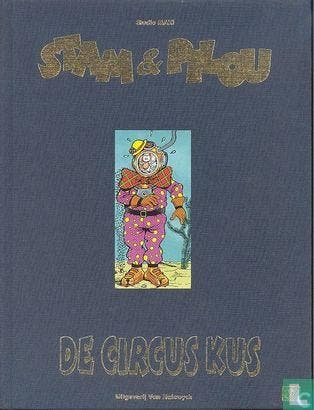 Stam & Pilou - De circus kus - 2004, Boeken, Eén stripboek, Verzenden, Zo goed als nieuw, Dewulf, Rik.